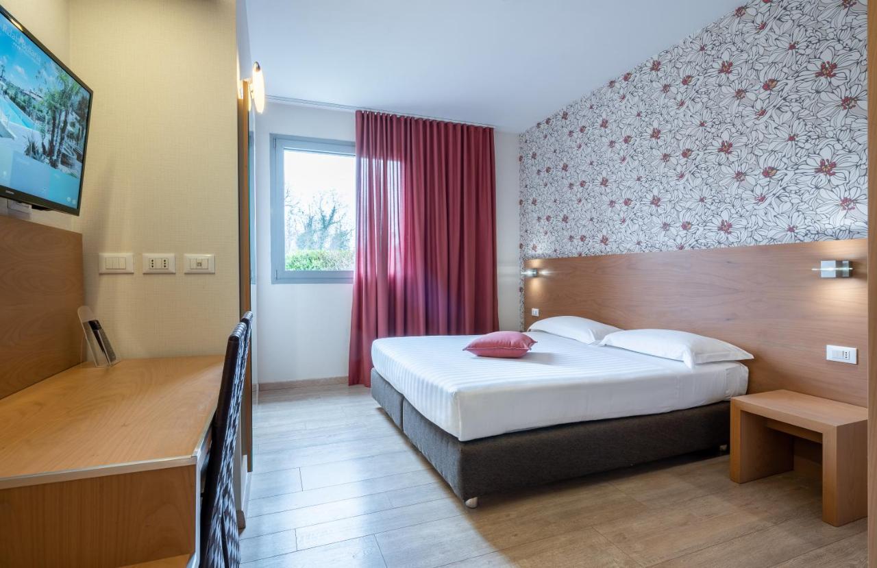Relais Bellaria Hotel & Congressi Σαν Λάτζαρο ντι Σάβενα Εξωτερικό φωτογραφία